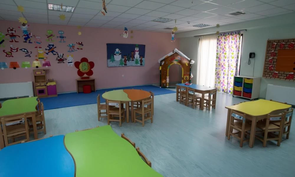 Περιφέρεια Αττικής: Θέσεις σε παιδικούς και βρεφονηπιακούς σταθμούς για 3.200 οικογένειες